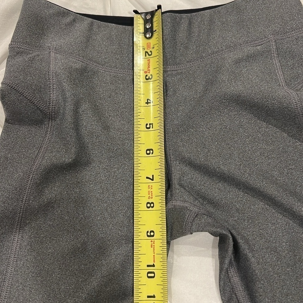 UNDER ARMOUR WORKOUT PANTS SIZE XS - Picture 7 of 11